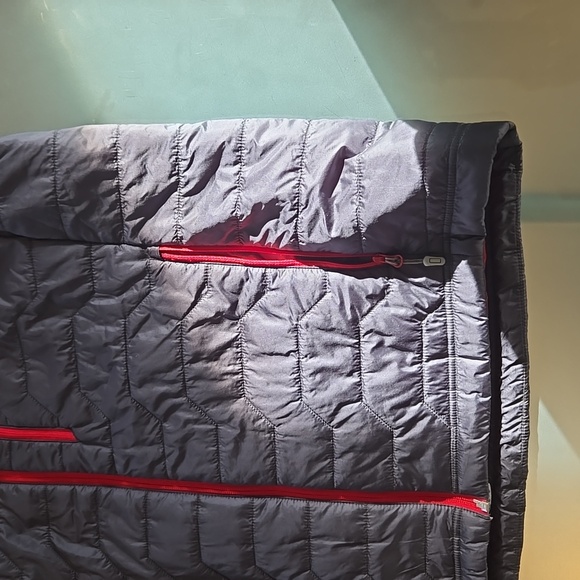 CDW Unstoppable Men's Vest - Picture 4 of 12